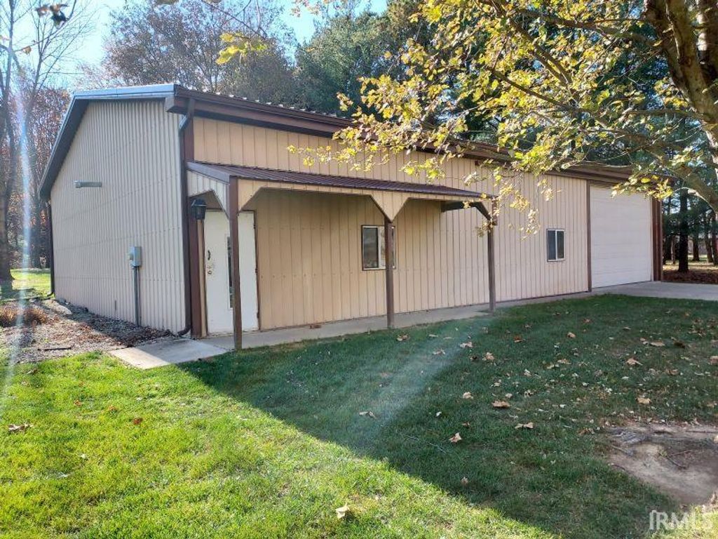 Photo of 277 N Sunshine Drive, Jasper, IN 47546 (MLS # 202546532)