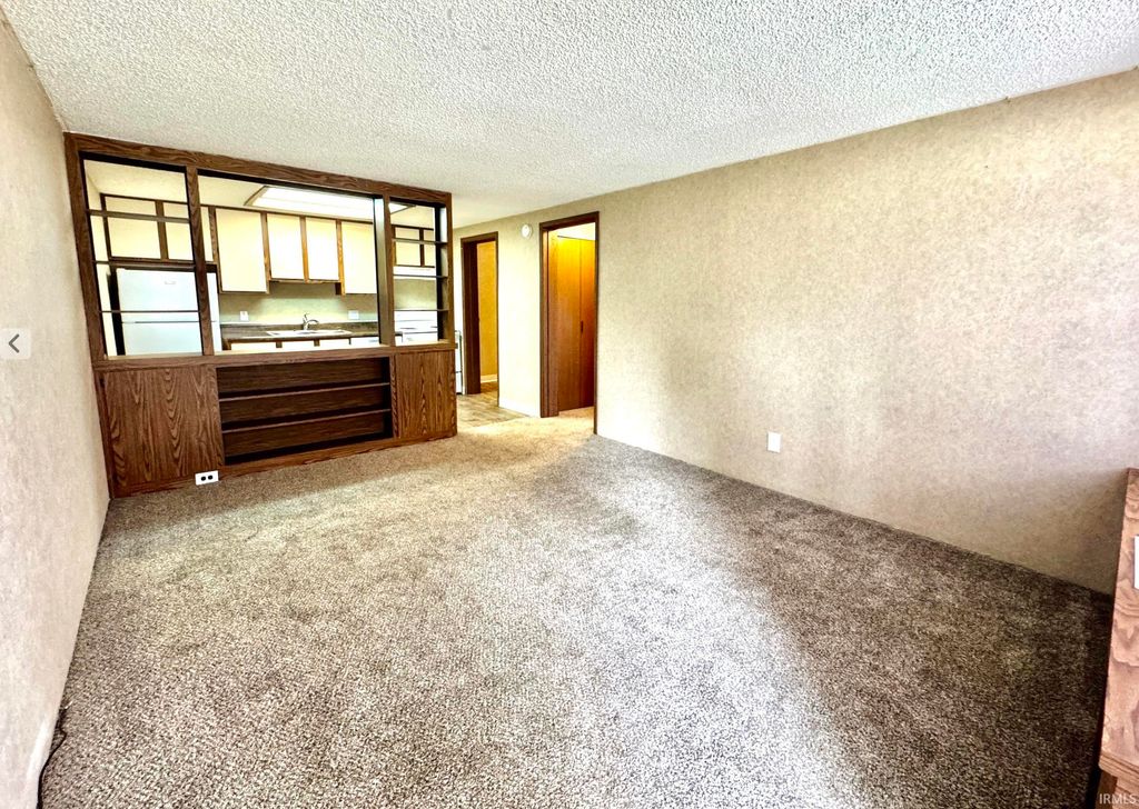 Photo of 2302 S Brandon Court, Bloomington, IN 47401 (MLS # 202619537)