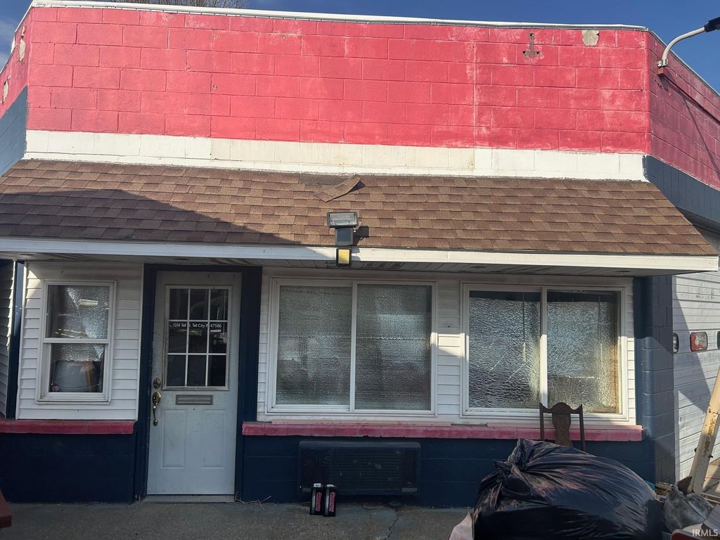 Photo of 1314 Tell Street, Tell City, IN 47586 (MLS # 202611190)