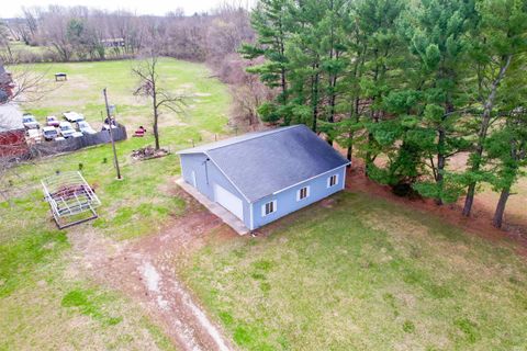 Tiny photo for 1622 Bessmore Park Road, Rochester, IN 46975 (MLS # 202613848)