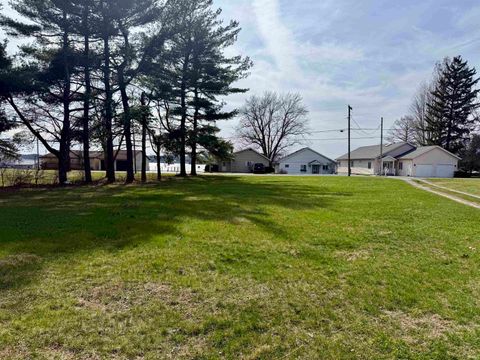 Tiny photo for 1622 Bessmore Park Road, Rochester, IN 46975 (MLS # 202613848)