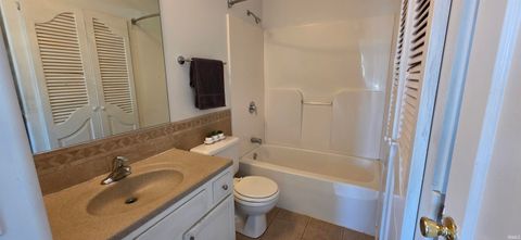 Tiny photo for 1201 S Rotherwood Avenue, Evansville, IN 47714 (MLS # 202541354)