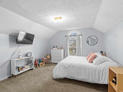 Tiny photo for 216 N Lincoln Avenue, Rockport, IN 47635 (MLS # 202547401)