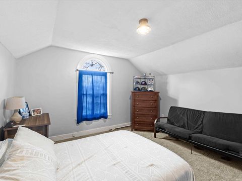 Tiny photo for 216 N Lincoln Avenue, Rockport, IN 47635 (MLS # 202547401)