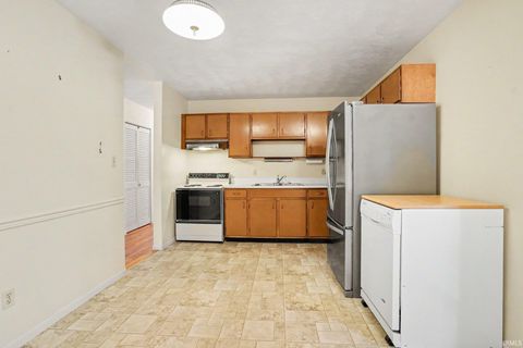 Tiny photo for 4116 Cassell Avenue, Mishawaka, IN 46544 (MLS # 202618482)