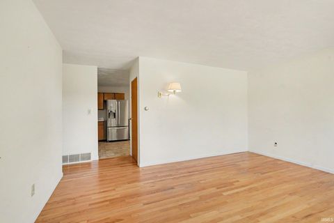 Tiny photo for 4116 Cassell Avenue, Mishawaka, IN 46544 (MLS # 202618482)