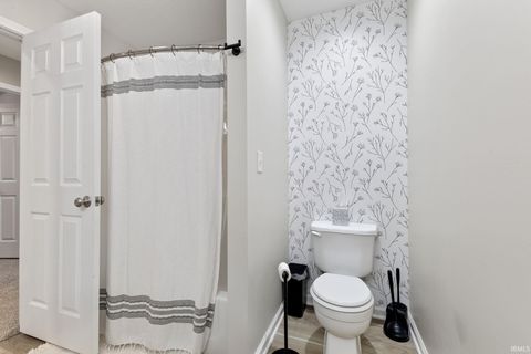 Tiny photo for 120 Shakers Way, North Vernon, IN 47265 (MLS # 202612347)