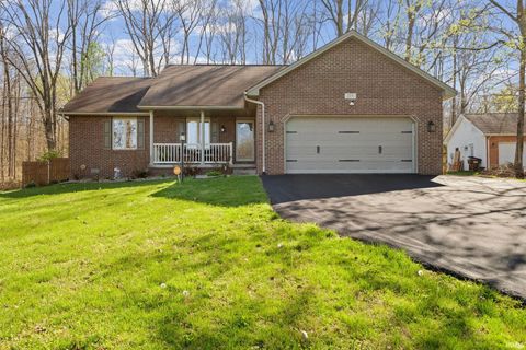Photo of 120 Shakers Way, North Vernon, IN 47265 (MLS # 202612347)