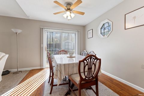 Tiny photo for 120 Shakers Way, North Vernon, IN 47265 (MLS # 202612347)