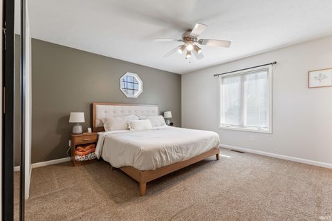 Tiny photo for 120 Shakers Way, North Vernon, IN 47265 (MLS # 202612347)