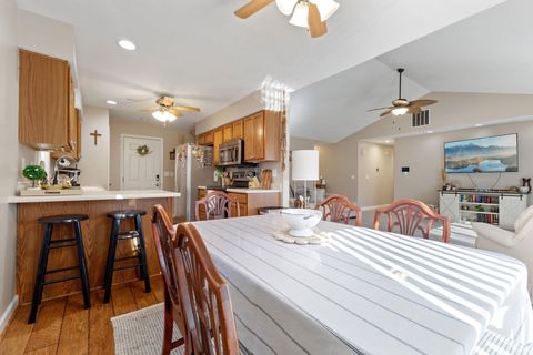 Tiny photo for 120 Shakers Way, North Vernon, IN 47265 (MLS # 202612347)