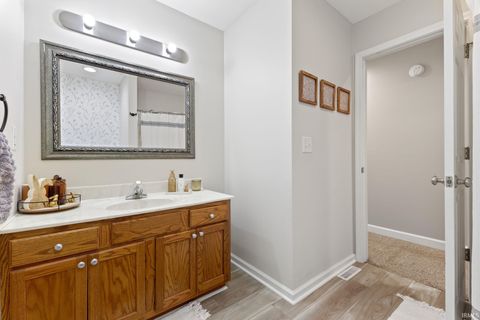 Tiny photo for 120 Shakers Way, North Vernon, IN 47265 (MLS # 202612347)