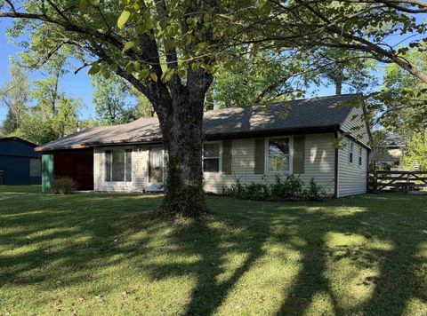Tiny photo for 3421 N Windcrest Drive, Bloomington, IN 47404 (MLS # 202613925)