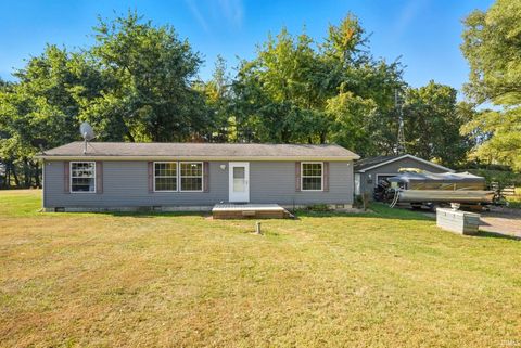 Photo of 995 E 625, Fremont, IN 46737 (MLS # 202607639)