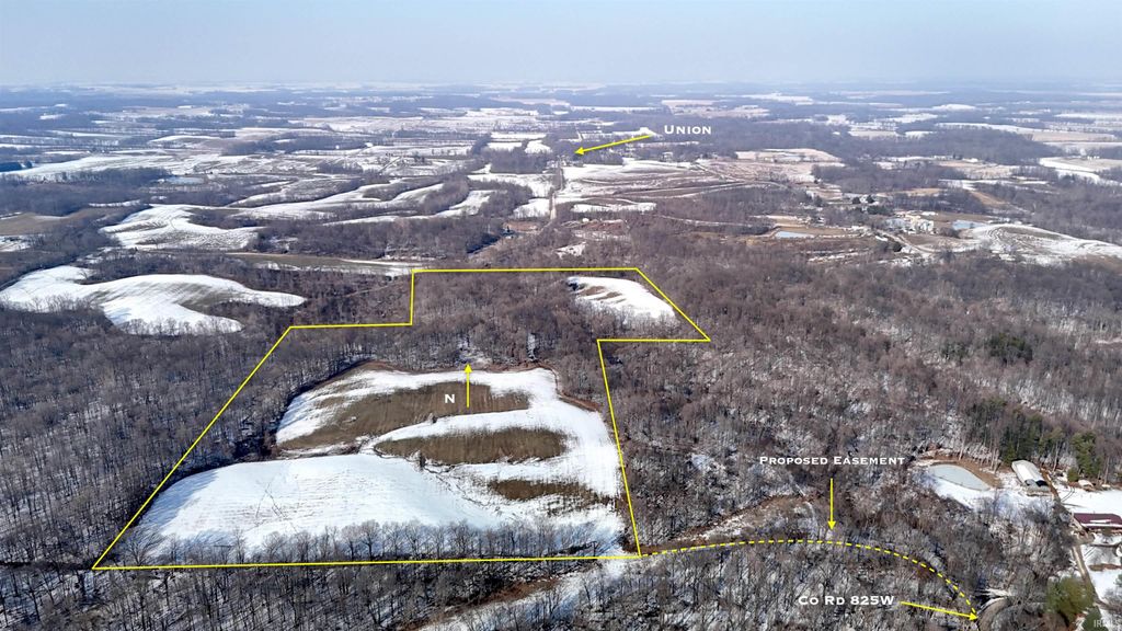 Photo of County Rd 875 West, Hazleton, IN 47640 (MLS # 202605281)