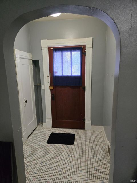 Tiny photo for 401 E 3rd Street, Brookston, IN 47923 (MLS # 202614781)