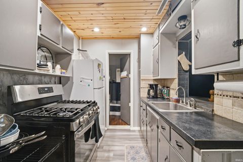 Tiny photo for 2033 Schuyler Avenue, Lafayette, IN 47904 (MLS # 202615474)