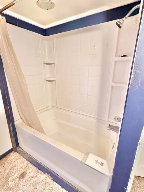 Tiny photo for 1033 S Locke Street, Kokomo, IN 46902 (MLS # 202600279)