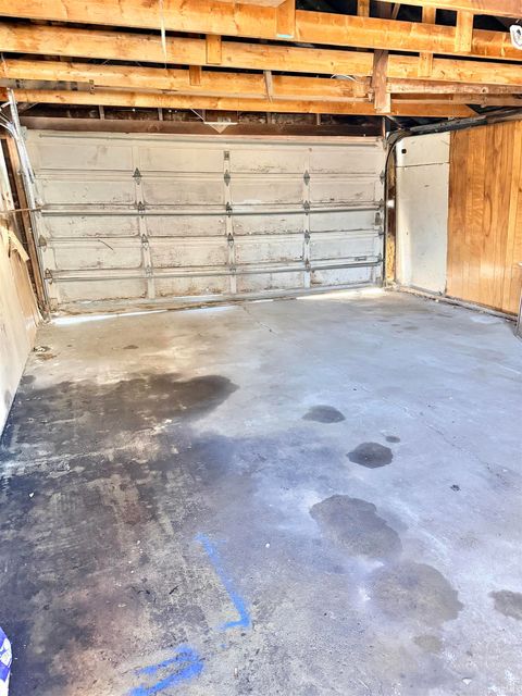 Tiny photo for 1033 S Locke Street, Kokomo, IN 46902 (MLS # 202600279)