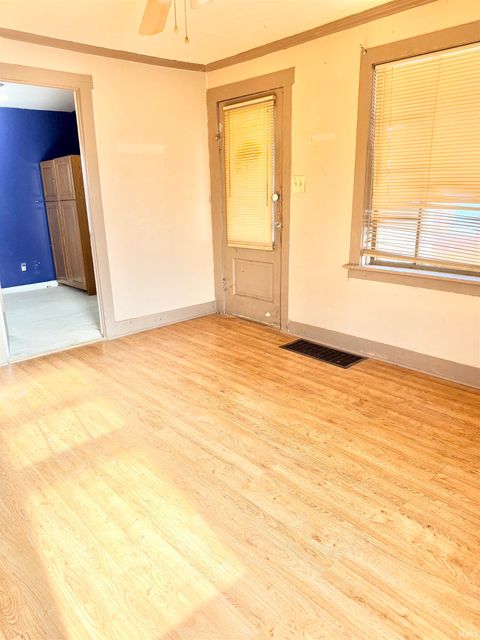 Tiny photo for 1033 S Locke Street, Kokomo, IN 46902 (MLS # 202600279)