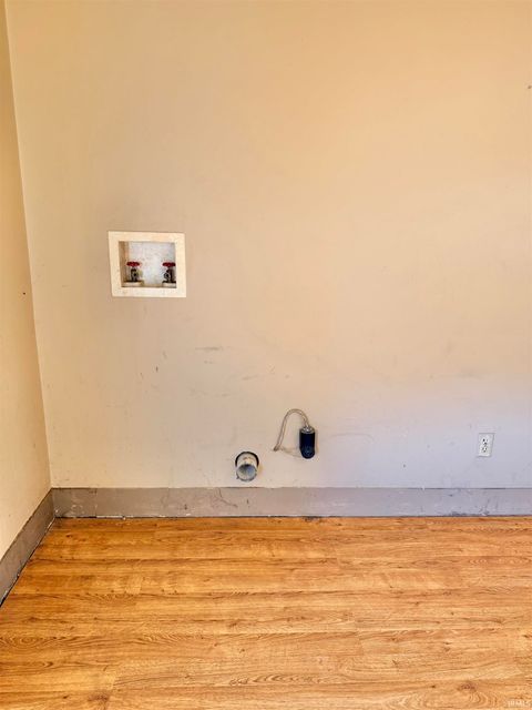 Tiny photo for 1033 S Locke Street, Kokomo, IN 46902 (MLS # 202600279)