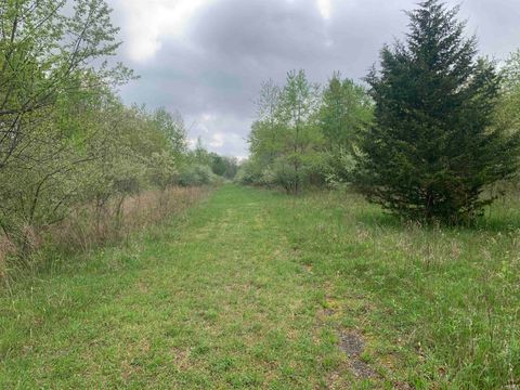 Tiny photo for 1 W Aquarius Drive, Monticello, IN 47960 (MLS # 202610401)