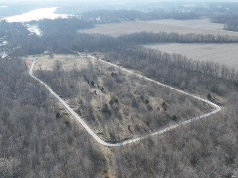 Tiny photo for 1 W Aquarius Drive, Monticello, IN 47960 (MLS # 202610401)