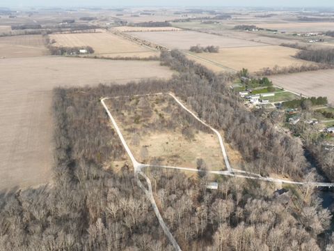 Tiny photo for 1 W Aquarius Drive, Monticello, IN 47960 (MLS # 202610401)