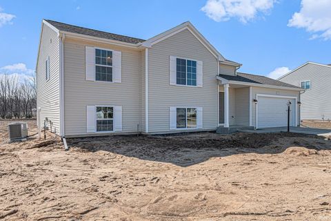 1295 Mitchell Drive, Rochester, IN 46975 - MLS#: 202507117