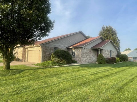 Photo of 3112 S Carter Street, Kokomo, IN 46901 (MLS # 202634416)