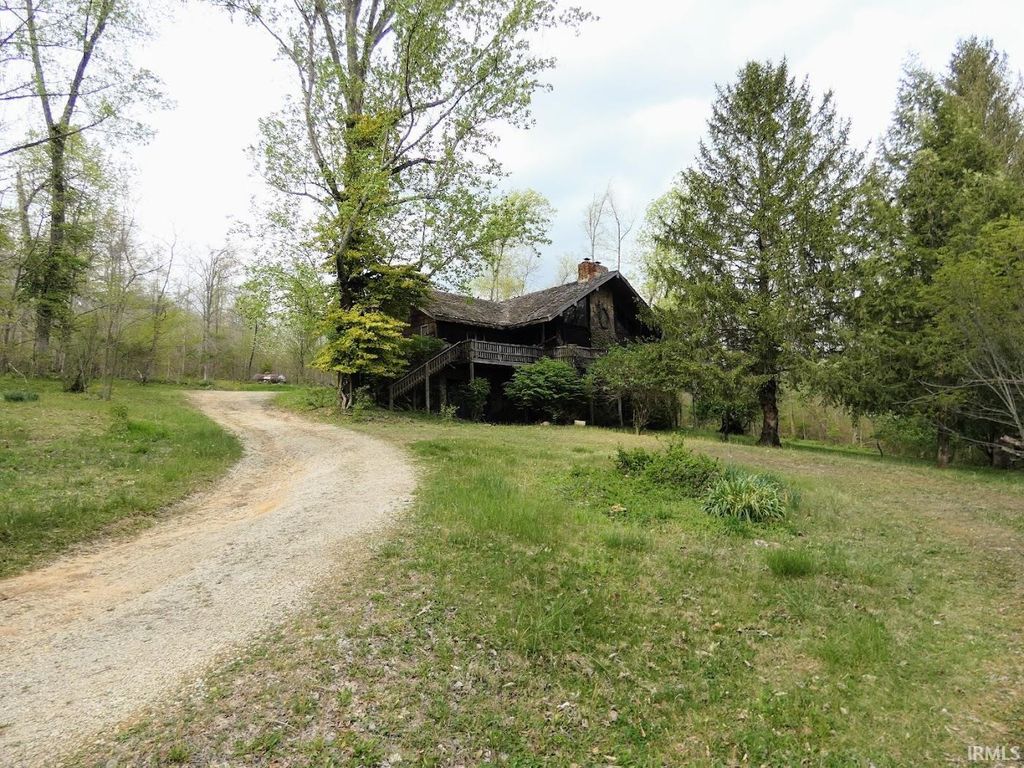 Photo of 895 Wells Ln Ln, Springville, IN 47462 (MLS # 202607923)