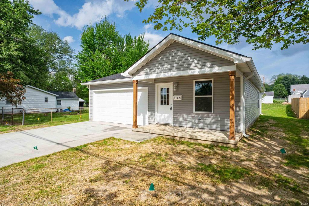 Photo of 319 S 8th Street Street, Rockport, IN 47635 (MLS # 202615816)