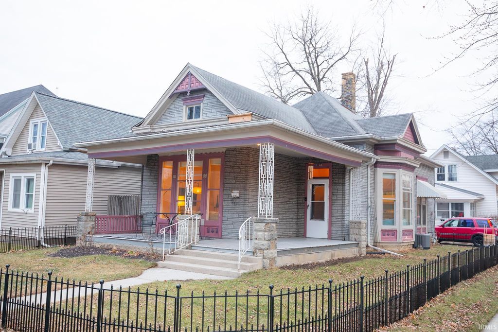 Photo of 1104 Columbia Avenue, Fort Wayne, IN 46805 (MLS # 202600339)