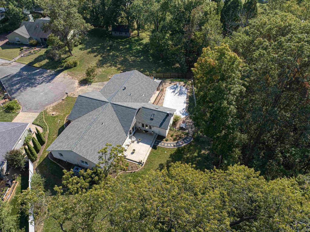 Photo of 6988 Rolling Lane, Newburgh, IN 47630 (MLS # 202541946)