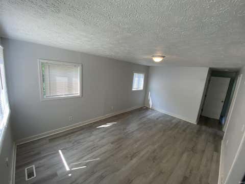 Tiny photo for 815 S Calumet Street, Kokomo, IN 46901 (MLS # 202632992)