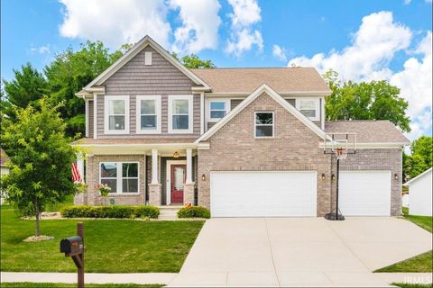 Photo of 701 N Abigail Lane, Ellettsville, IN 47429 (MLS # 202540605)