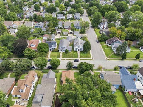 Tiny photo for 812 S 11th Street, Lafayette, IN 47905 (MLS # 202634929)