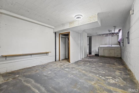 Tiny photo for 500 E Dodds Street, Bloomington, IN 47401 (MLS # 202642167)