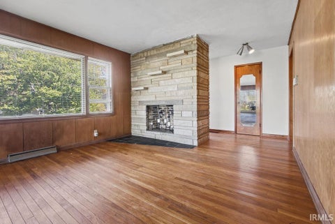 Tiny photo for 500 E Dodds Street, Bloomington, IN 47401 (MLS # 202642167)