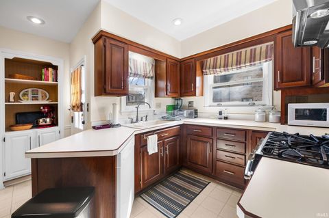 Tiny photo for 1107 S 9th Street, Lafayette, IN 47905 (MLS # 202605399)