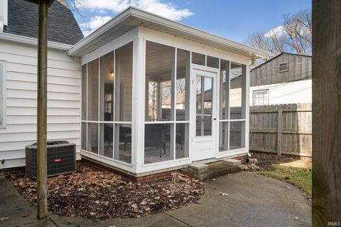 Tiny photo for 1107 S 9th Street, Lafayette, IN 47905 (MLS # 202605399)