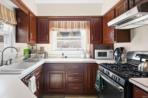 Tiny photo for 1107 S 9th Street, Lafayette, IN 47905 (MLS # 202605399)