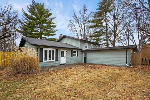Tiny photo for 1314 Oak Avenue, Lafayette, IN 47905 (MLS # 202604950)