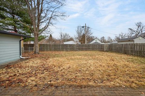 Tiny photo for 1314 Oak Avenue, Lafayette, IN 47905 (MLS # 202604950)