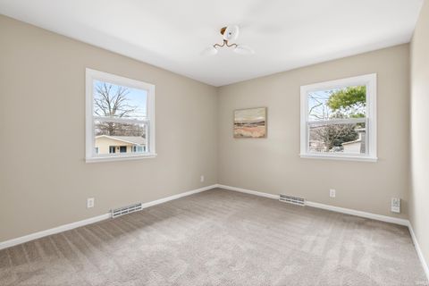 Tiny photo for 1314 Oak Avenue, Lafayette, IN 47905 (MLS # 202604950)