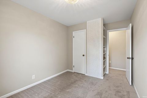 Tiny photo for 1314 Oak Avenue, Lafayette, IN 47905 (MLS # 202604950)