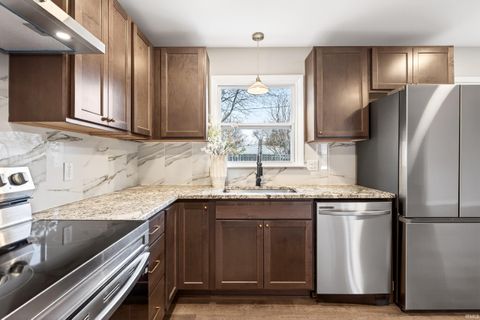 Tiny photo for 1314 Oak Avenue, Lafayette, IN 47905 (MLS # 202604950)