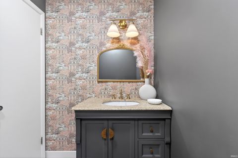 Tiny photo for 1314 Oak Avenue, Lafayette, IN 47905 (MLS # 202604950)