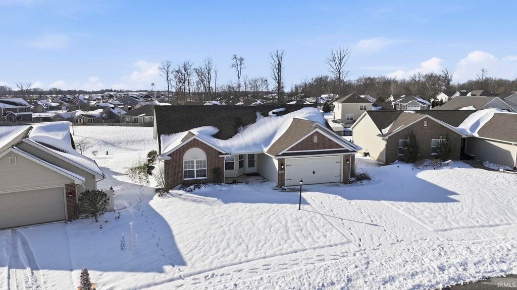 Photo of 13221 Delano Cove, Fort Wayne, IN 46845 (MLS # 202548326)