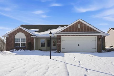 Photo of 13221 Delano Cove, Fort Wayne, IN 46845 (MLS # 202548326)